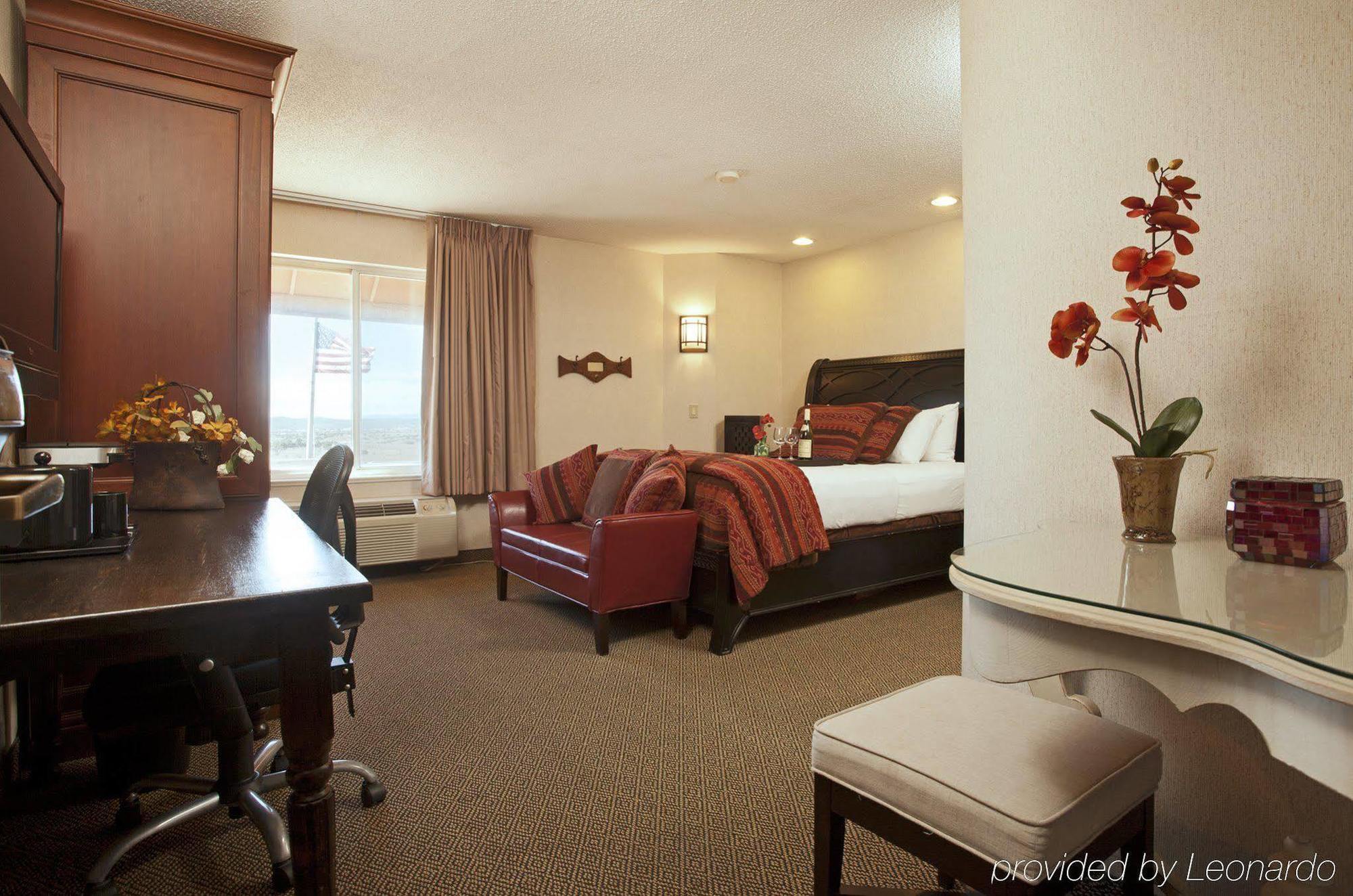 Inn At Santa Fe, Surestay Collection By Best Western Екстериор снимка