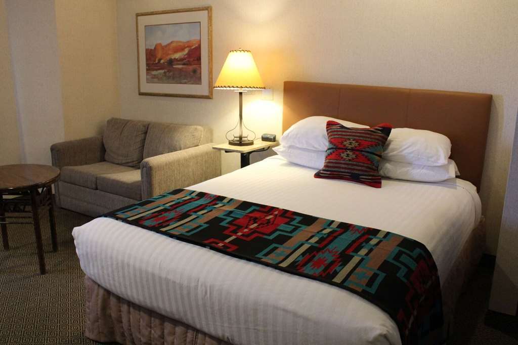 Inn At Santa Fe, Surestay Collection By Best Western Стая снимка